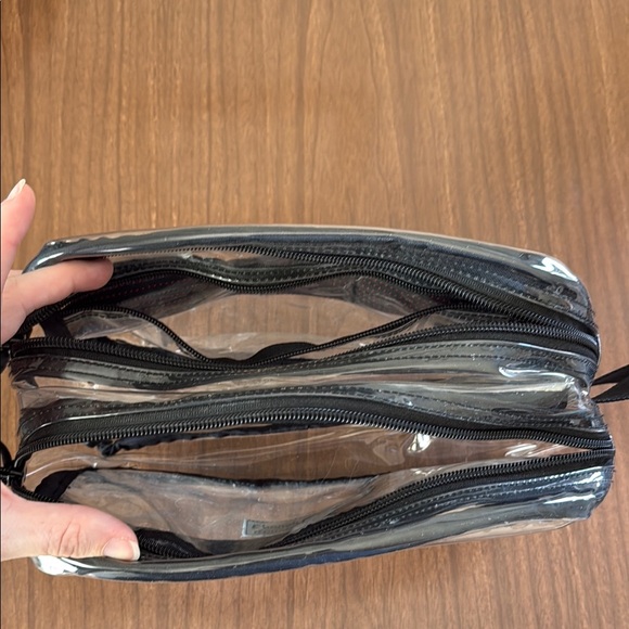 Transparent Travel Toiletry Bag - Picture 2 of 2